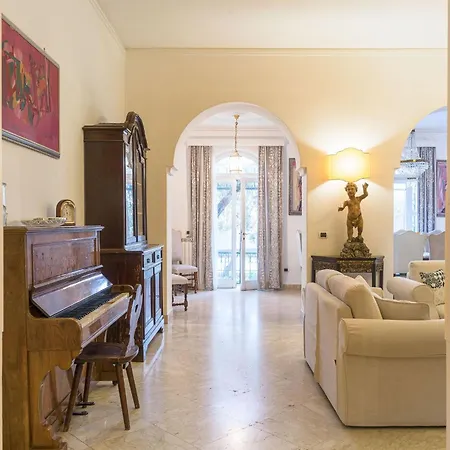 Villa Garbo Letojanni